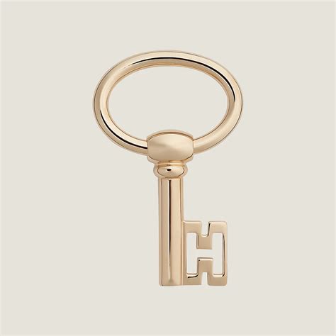 Hermès Curiosite Cle H Charm (HER546154) 